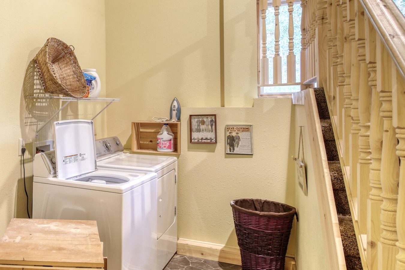 13 beds, Hot tub, flat parking, Terry Peak! — photo 33