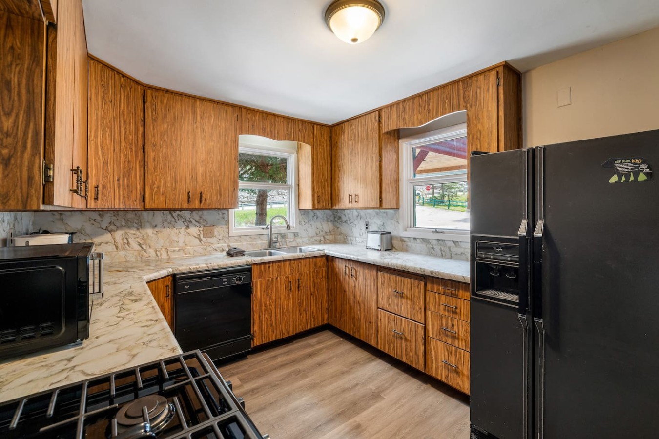 The Pondo: Cabin 1, 2 bedroom, 2 bed, kitchen — photo 3