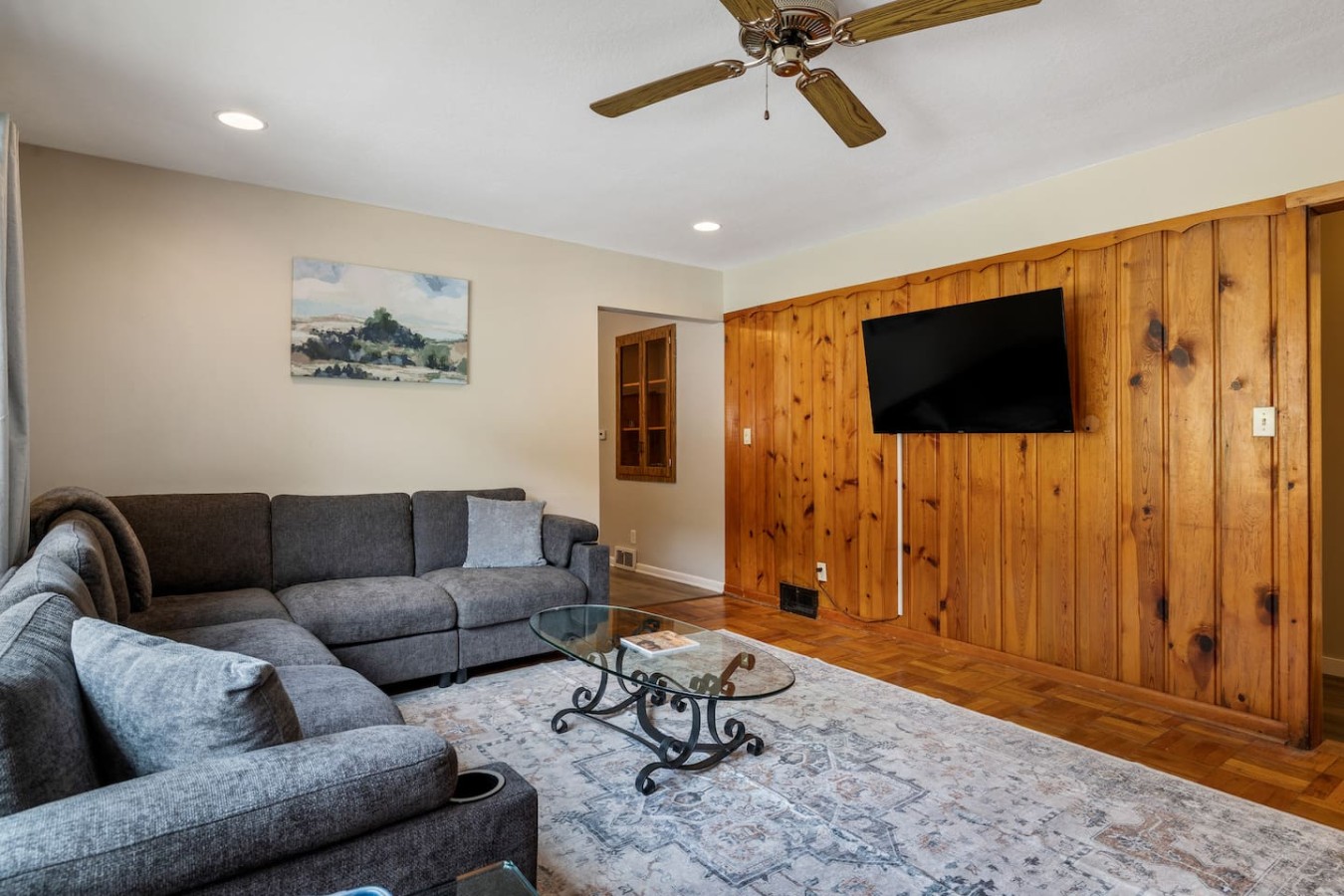 The Pondo: Cabin 1, 2 bedroom, 2 bed, kitchen — photo 7