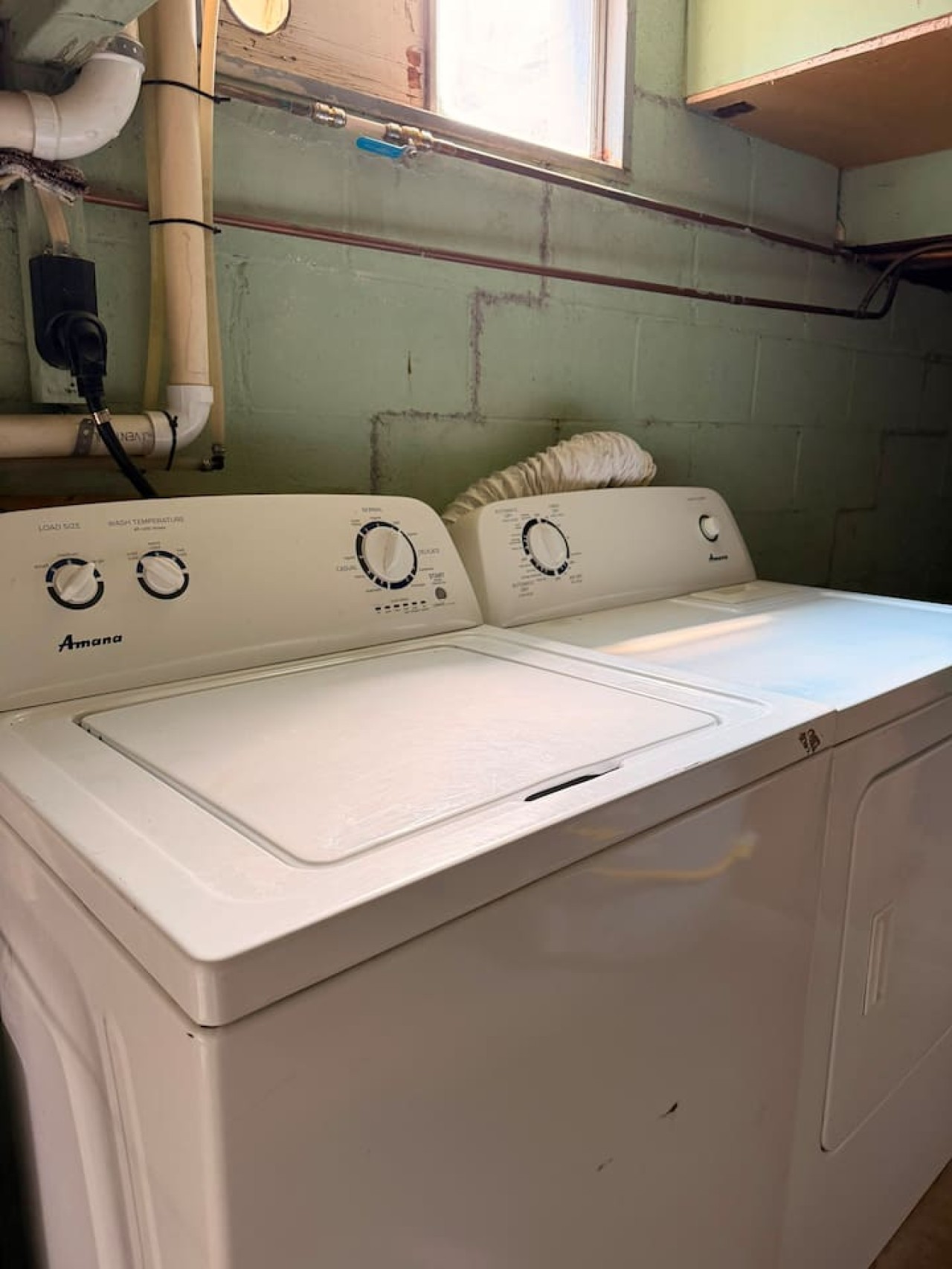 2 bedroom, walk in shower, minisplit AC/heat — photo 15