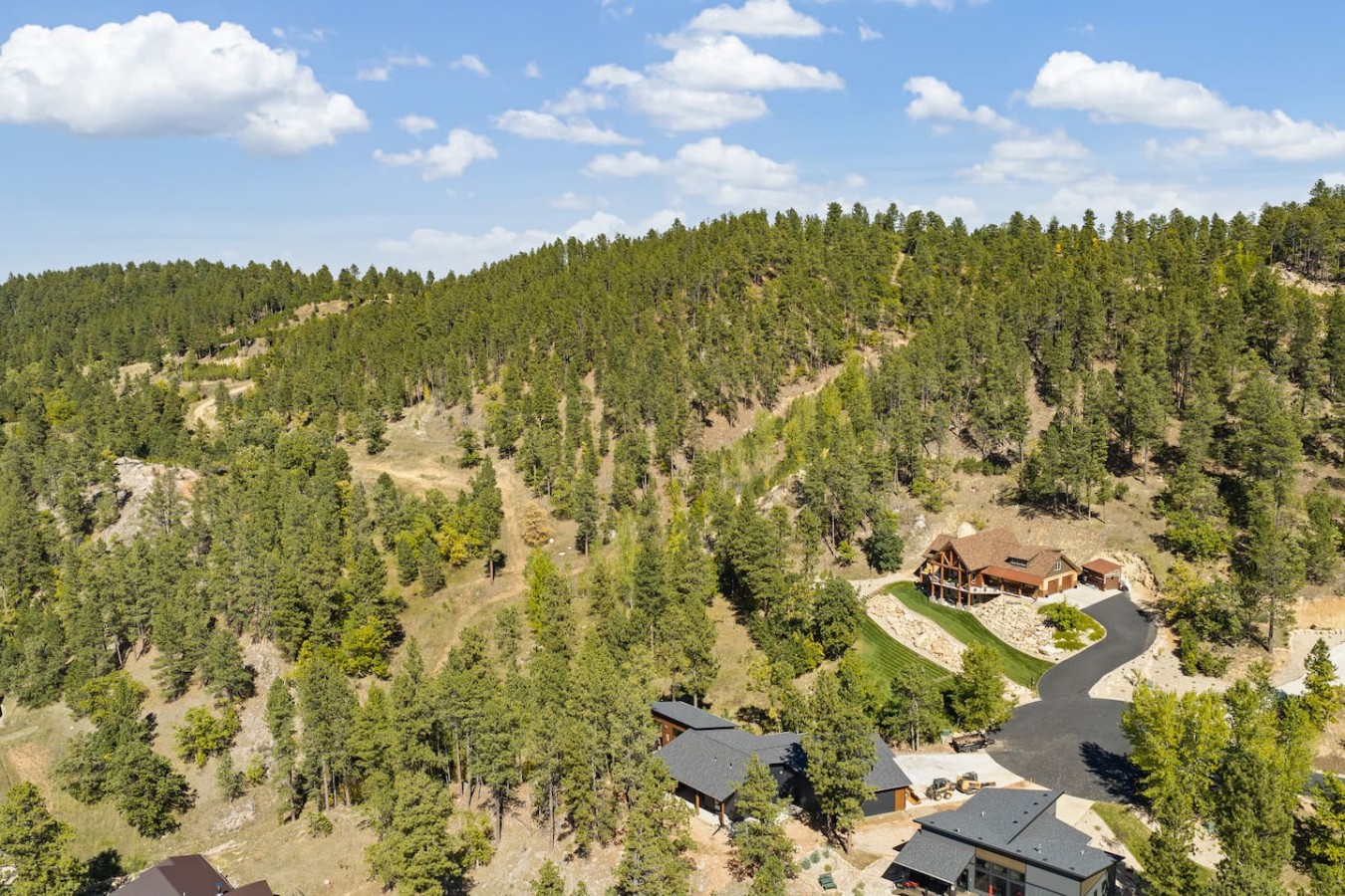 4 King bedrooms, 3.5 bath, Hot Tub, Cliff Views — photo 66