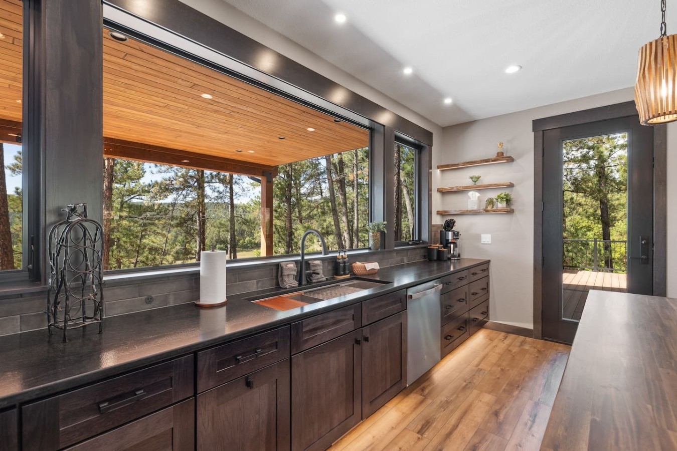 4 King bedrooms, 3.5 bath, Hot Tub, Cliff Views — photo 40