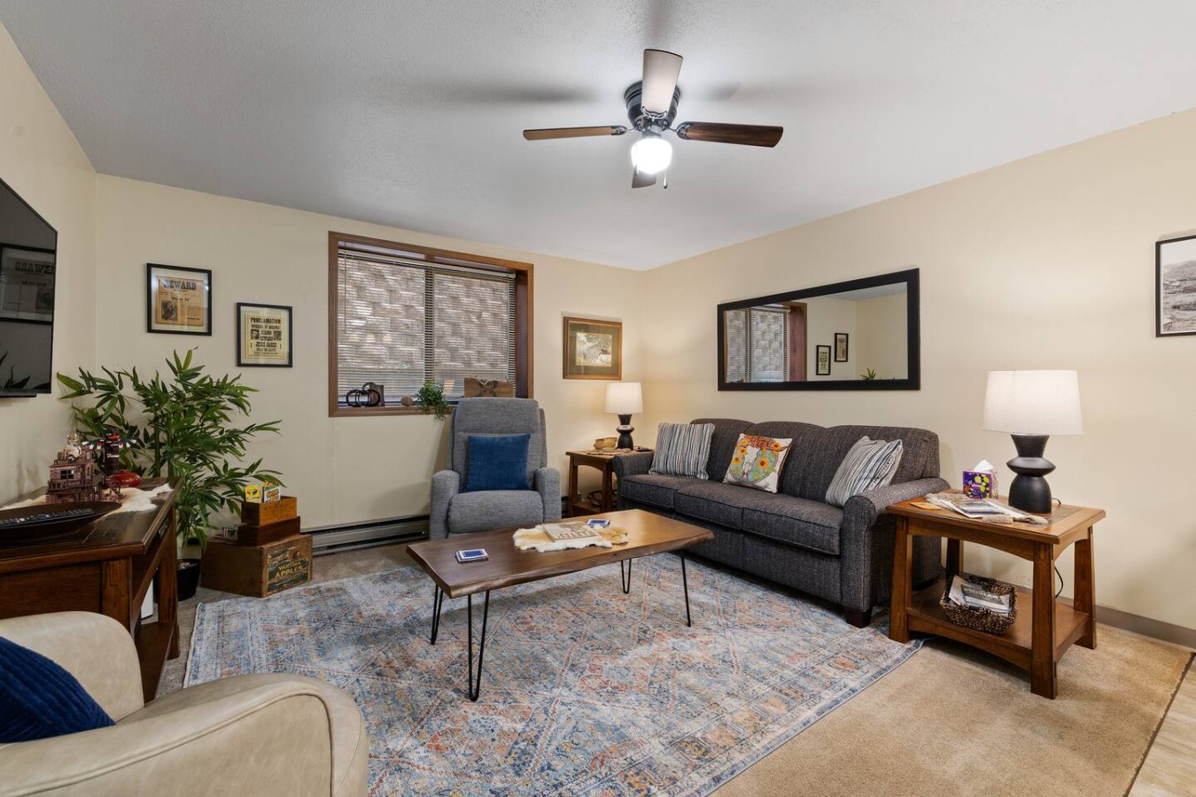 Condo: 1 bed, 1 bath, DVD Library, Fishing Gear — photo 8