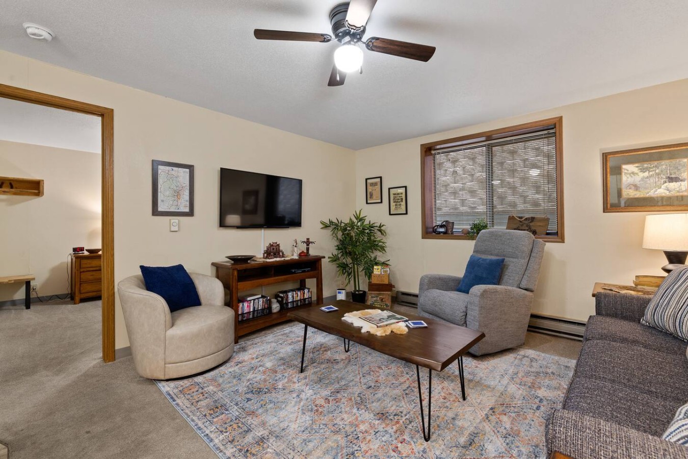 Condo: 1 bed, 1 bath, DVD Library, Fishing Gear — photo 7
