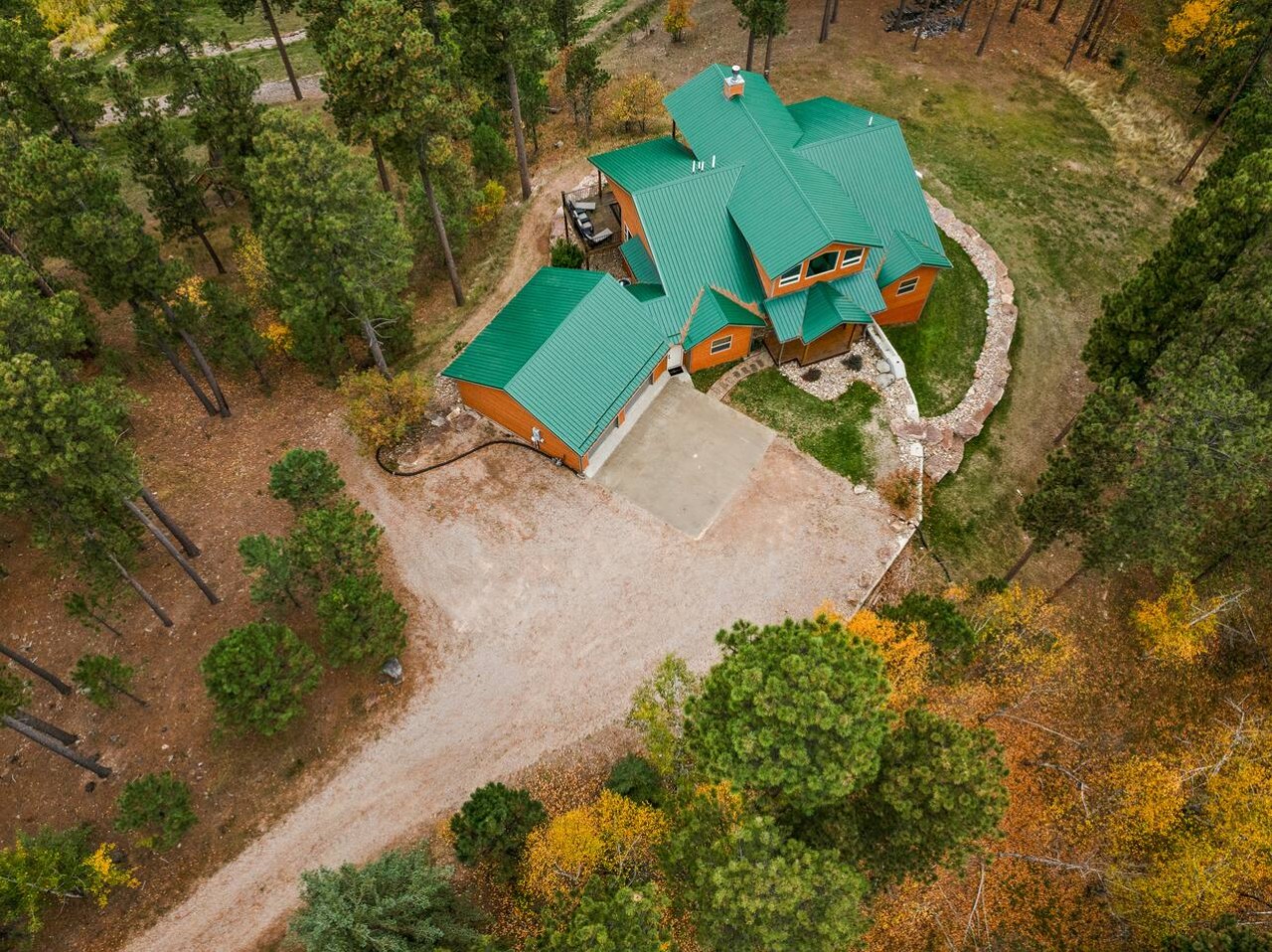 Private: 10 Beds, Hot Tub & Forest Views Near Lead — photo 85