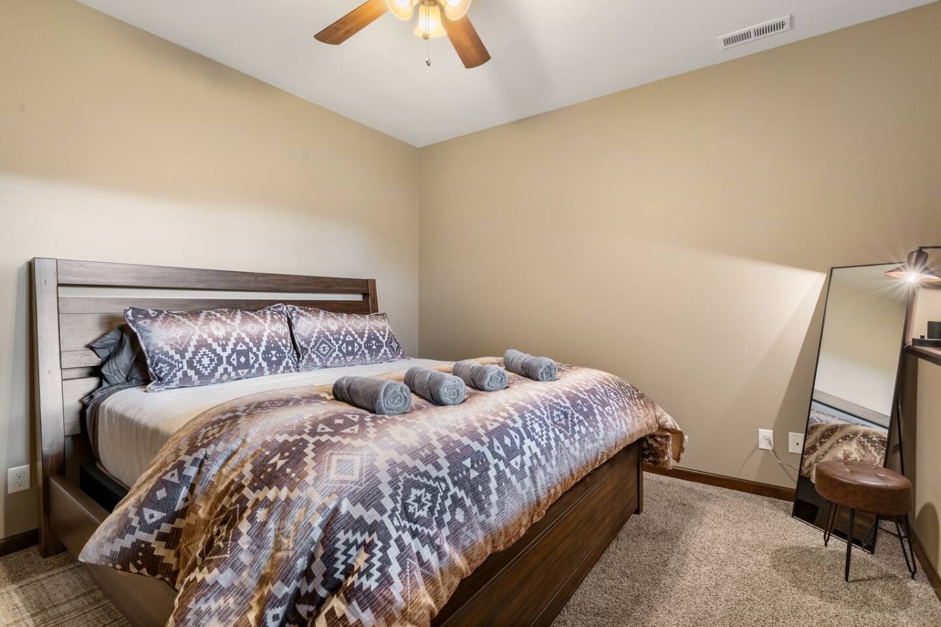 Private: 10 Beds, Hot Tub & Forest Views Near Lead — photo 52