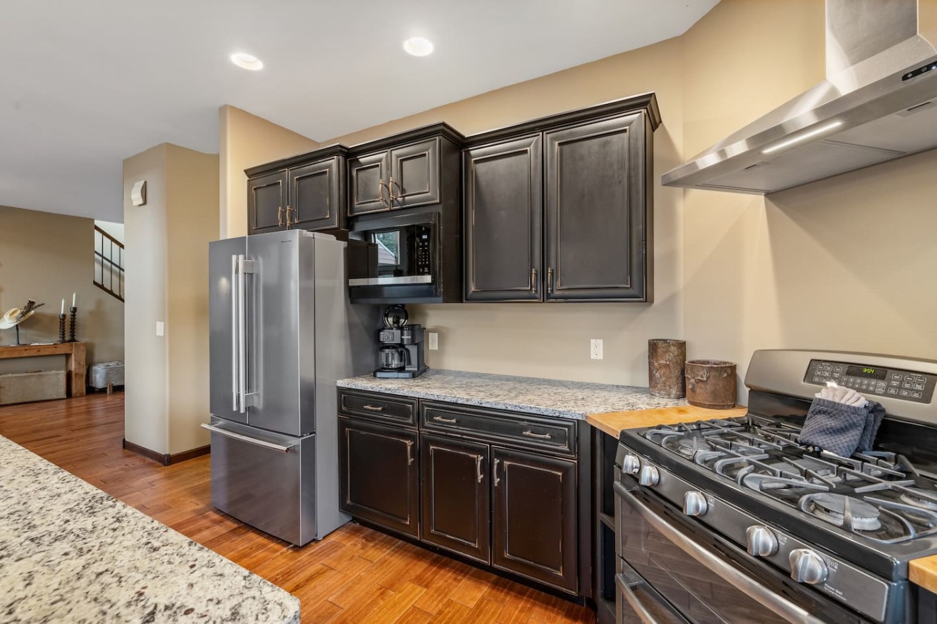 Private: 10 Beds, Hot Tub & Forest Views Near Lead — photo 15