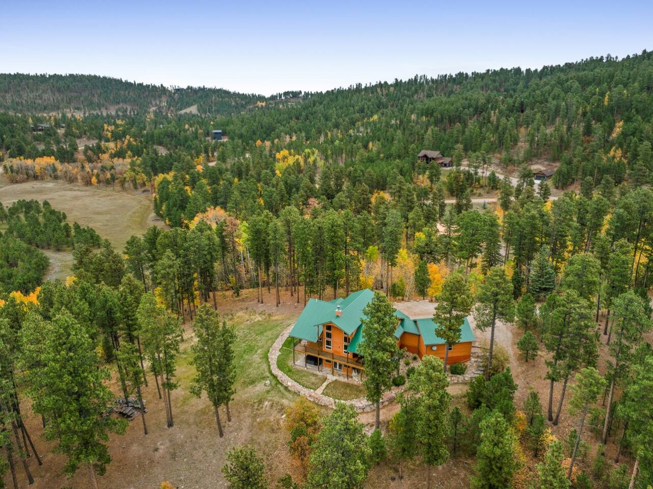 Private: 10 Beds, Hot Tub & Forest Views Near Lead — photo 79