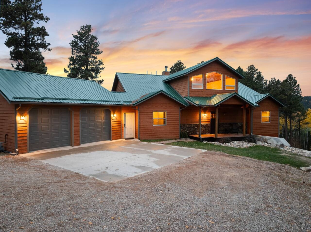 Private: 10 Beds, Hot Tub & Forest Views Near Lead — photo 92