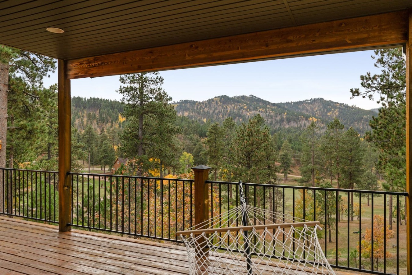 Private: 10 Beds, Hot Tub & Forest Views Near Lead — photo 67