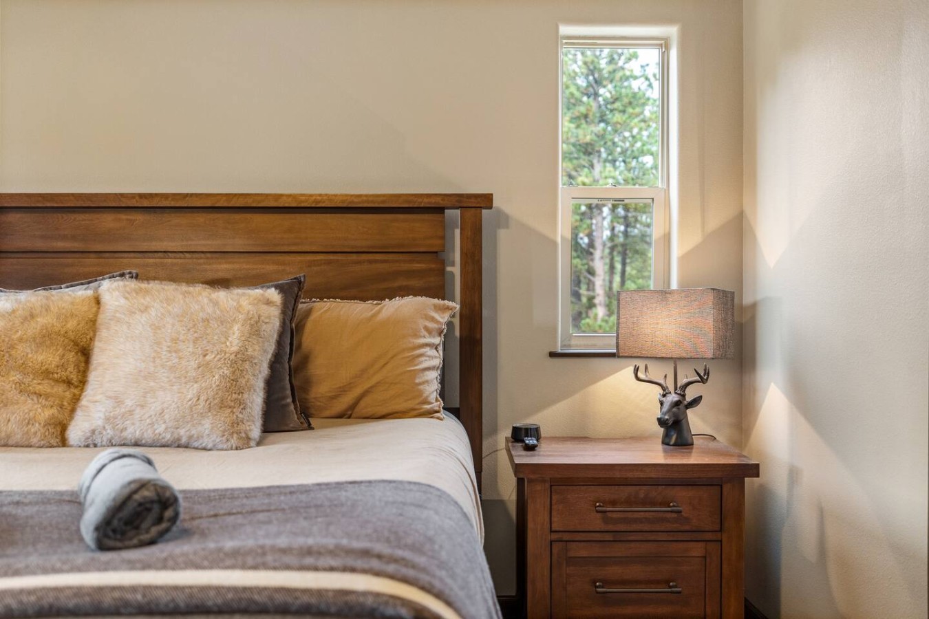 Private: 10 Beds, Hot Tub & Forest Views Near Lead — photo 31
