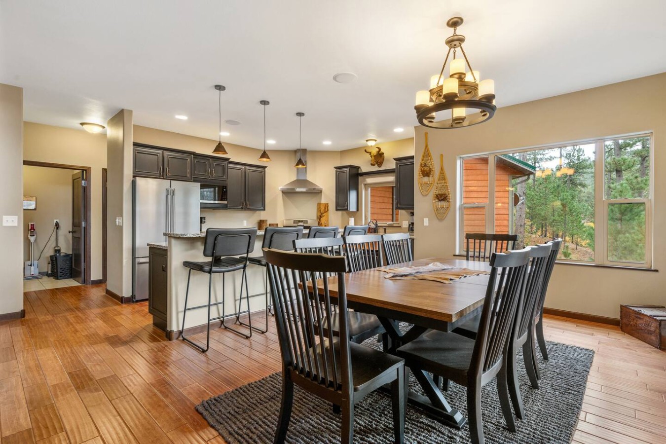 Private: 10 Beds, Hot Tub & Forest Views Near Lead — photo 13