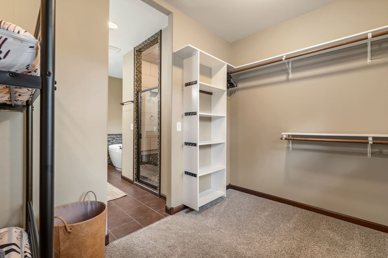 Private: 10 Beds, Hot Tub & Forest Views Near Lead — photo 29