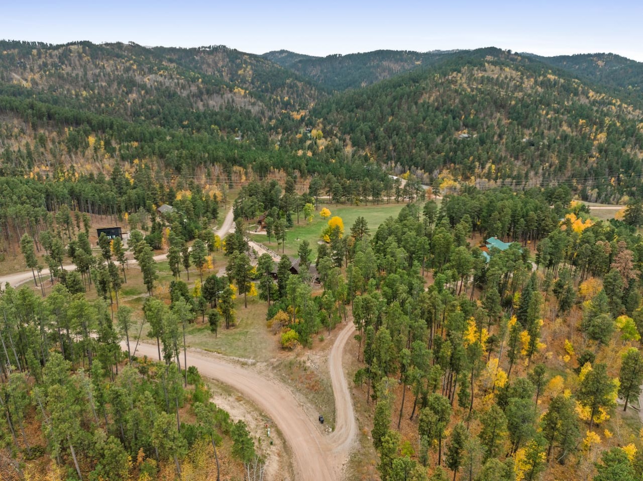 Private: 10 Beds, Hot Tub & Forest Views Near Lead — photo 82