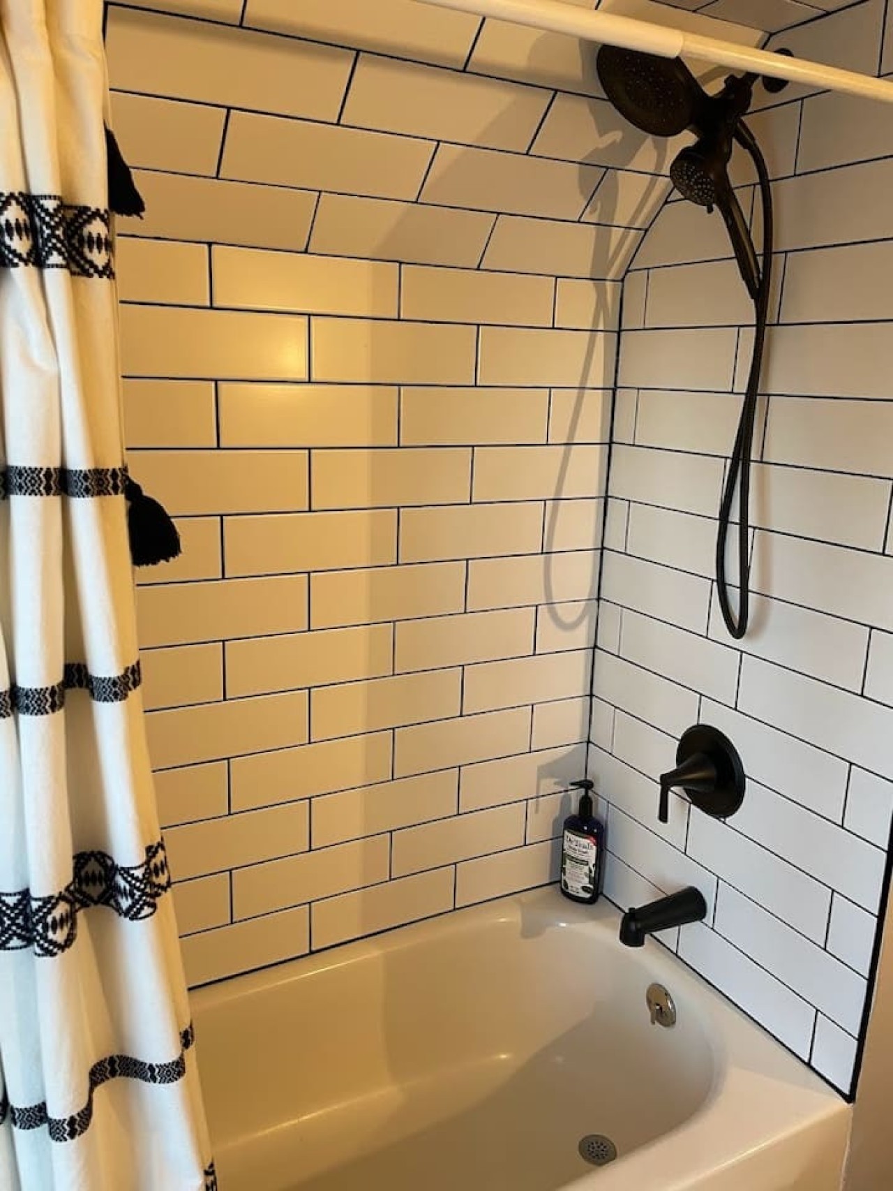 Cozy Getaway at Orchard Creek Cottages — photo 20