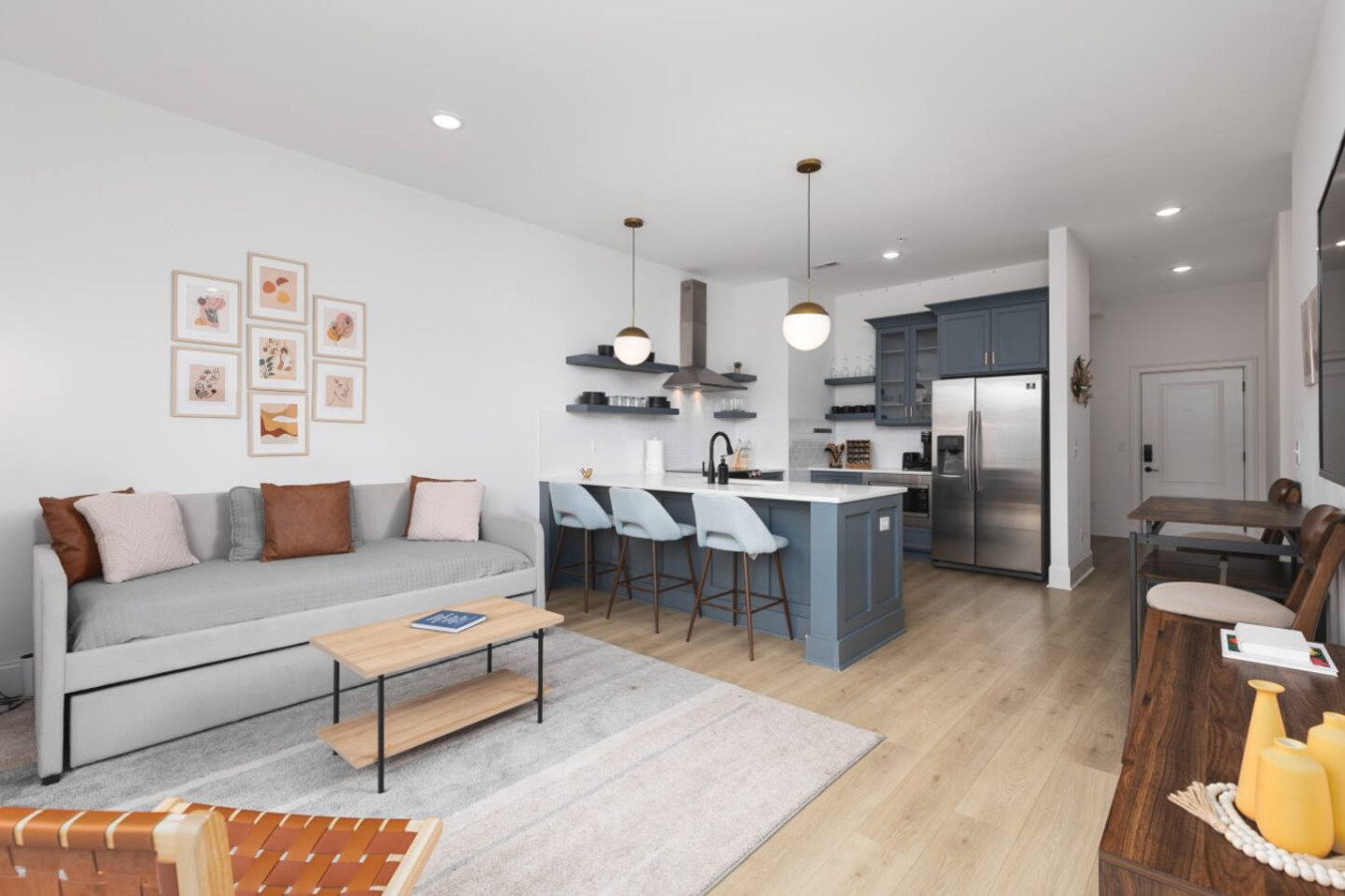 Stylish Condos With Juliet Balconies - Spacious And Inviting Escape - Nashville, TN
