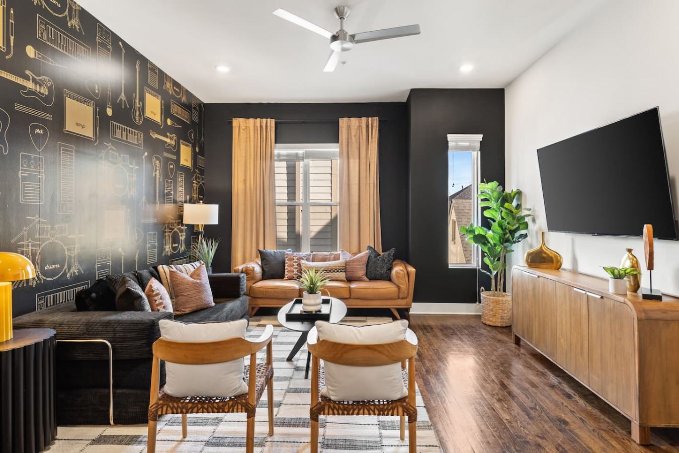 Private Rooftop, Near Vanderbilt And 2 Miles From Downtown - Nashville