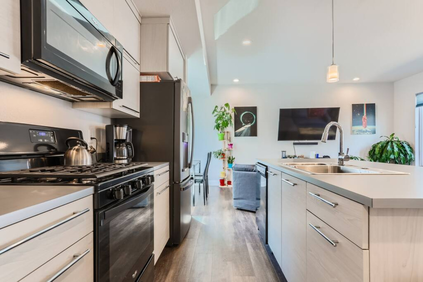 Foothills I Red Rocks I W Denver 3bd 2ba Townhome 5