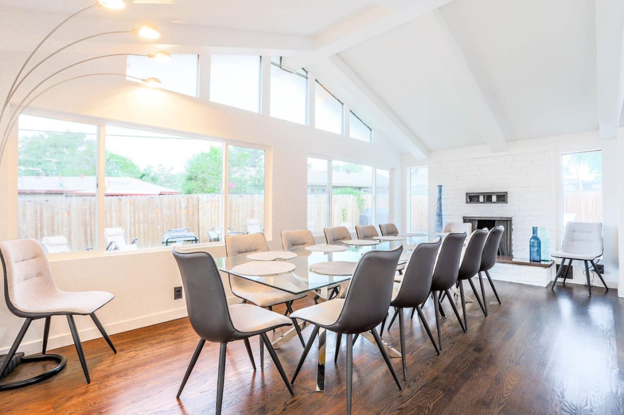 Groovy Getaway | 4 KING Beds | Hot Tub