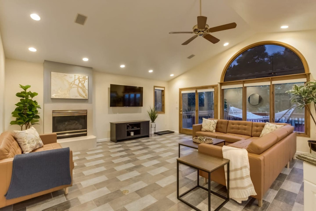 Backyard Oasis Pool | Beautiful Home