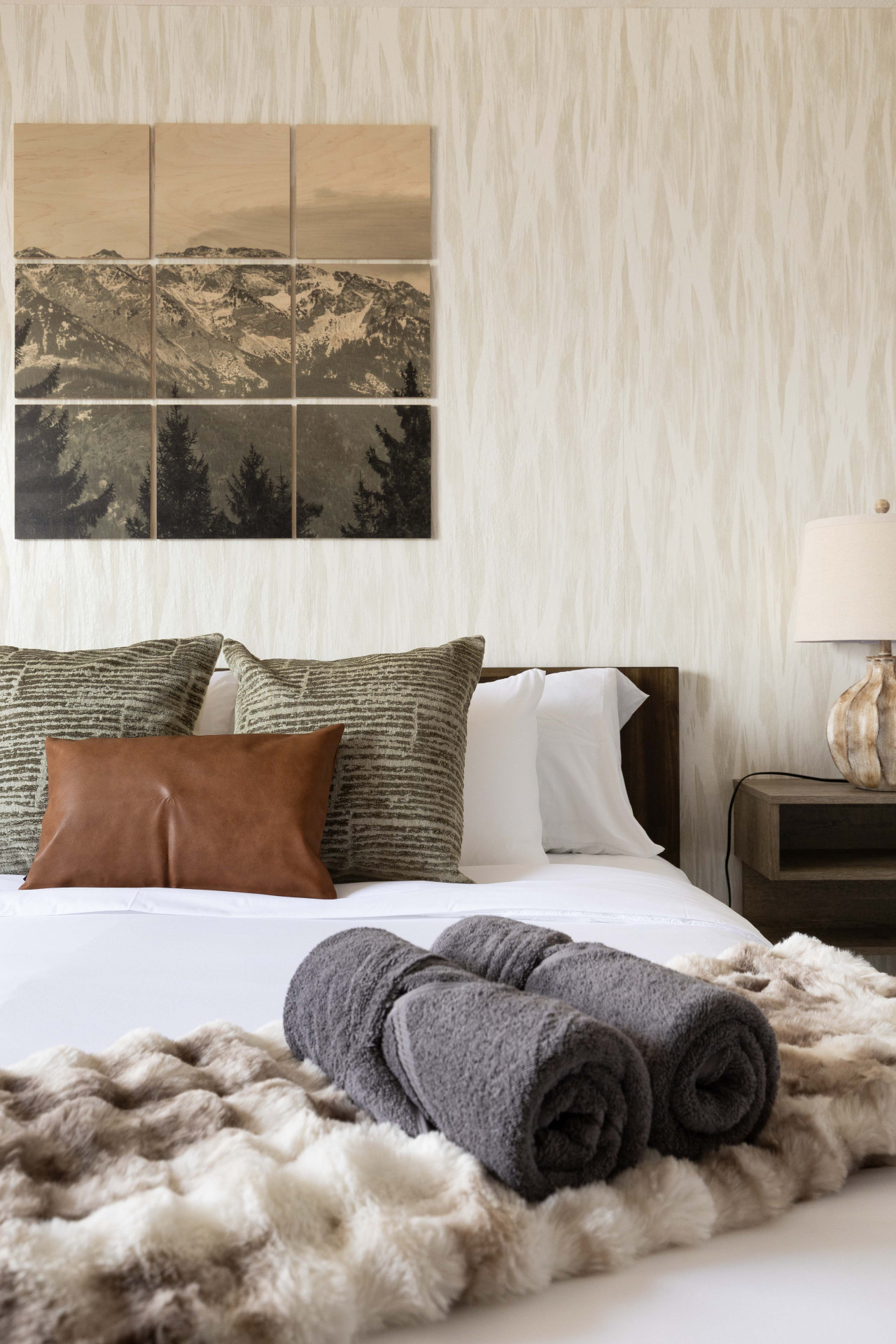 The Beaver Den | Penthouse W/Game Room | 7min To Beaver Creek 4