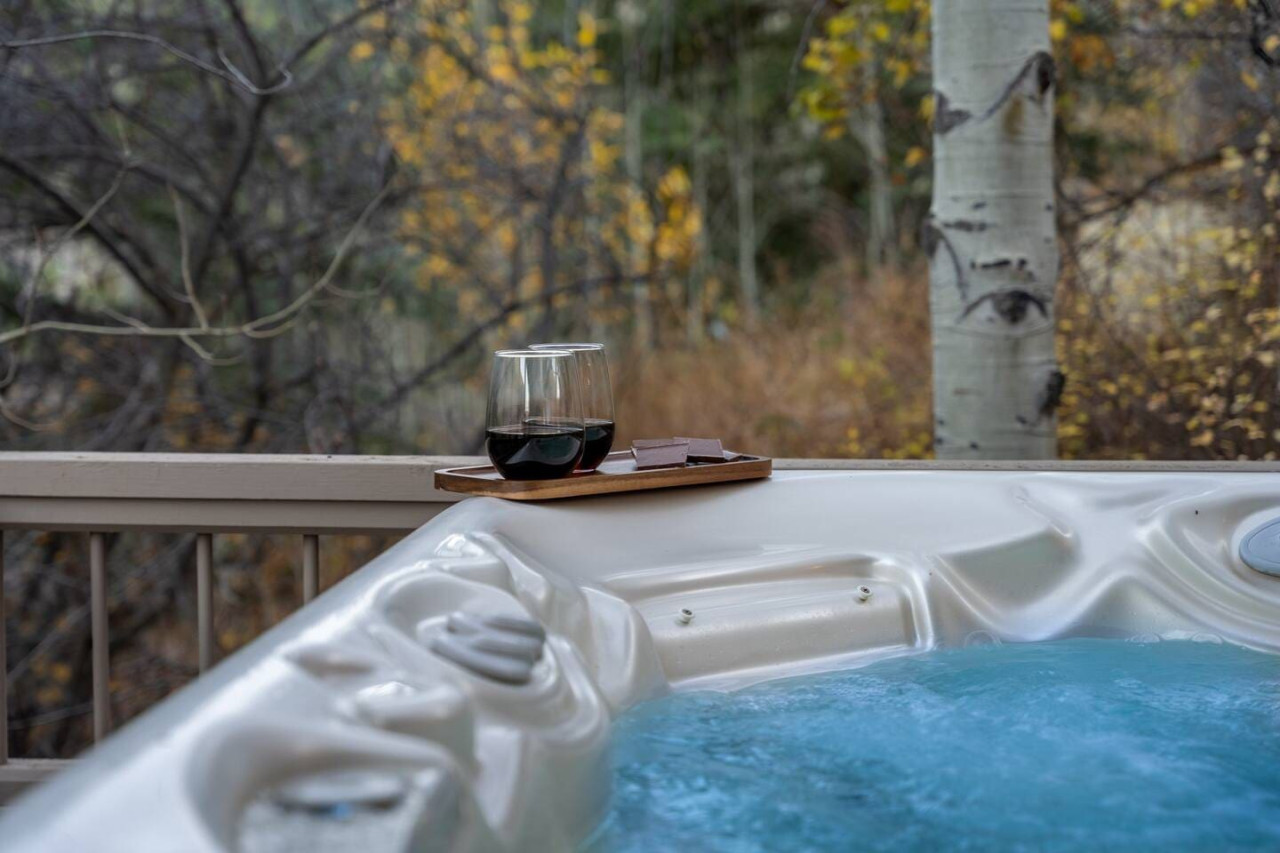 Spectacular views | Private Hot Tub | Sleeps 16 6