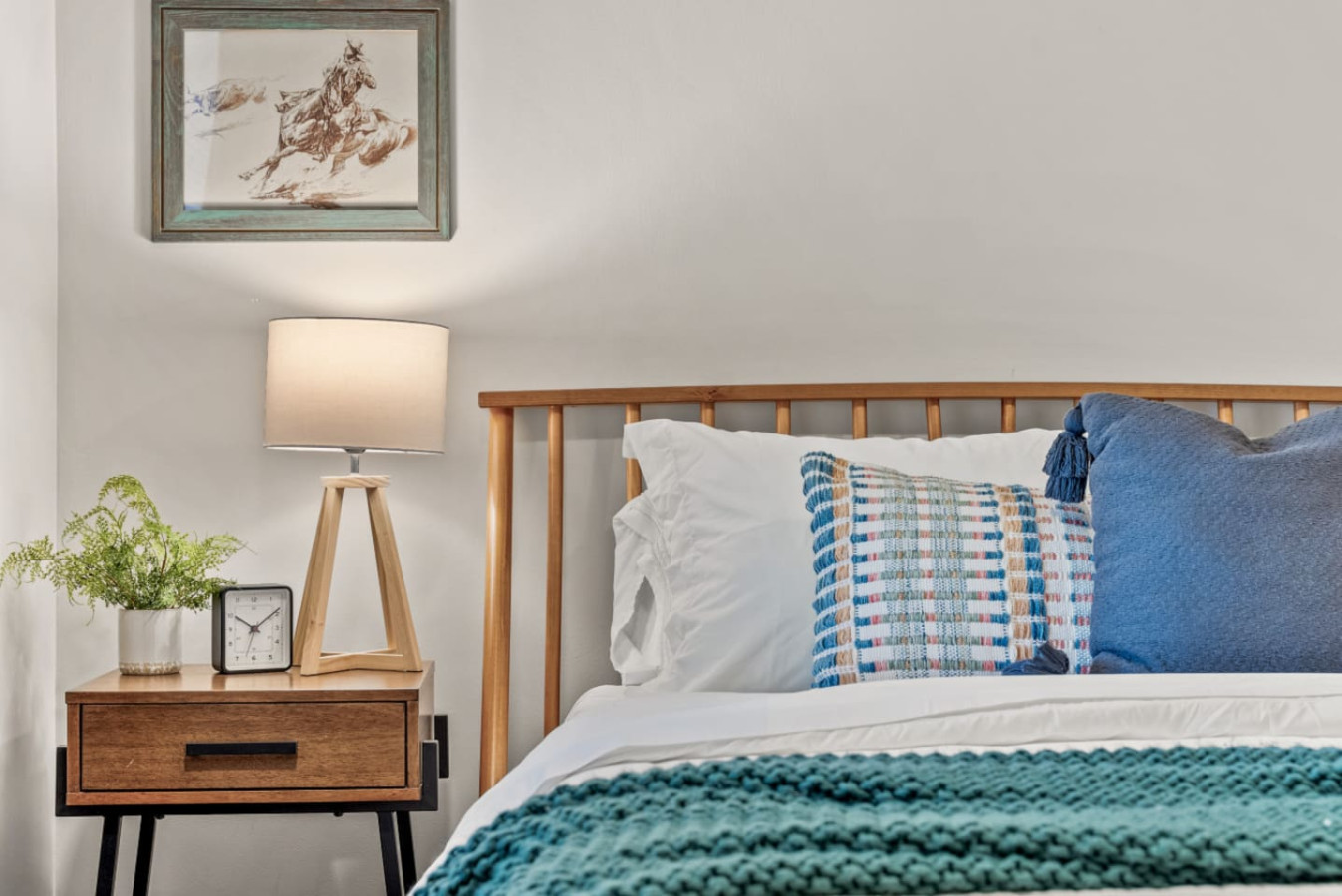 The Gather House | Stylish Stay w/ Room to Play 5