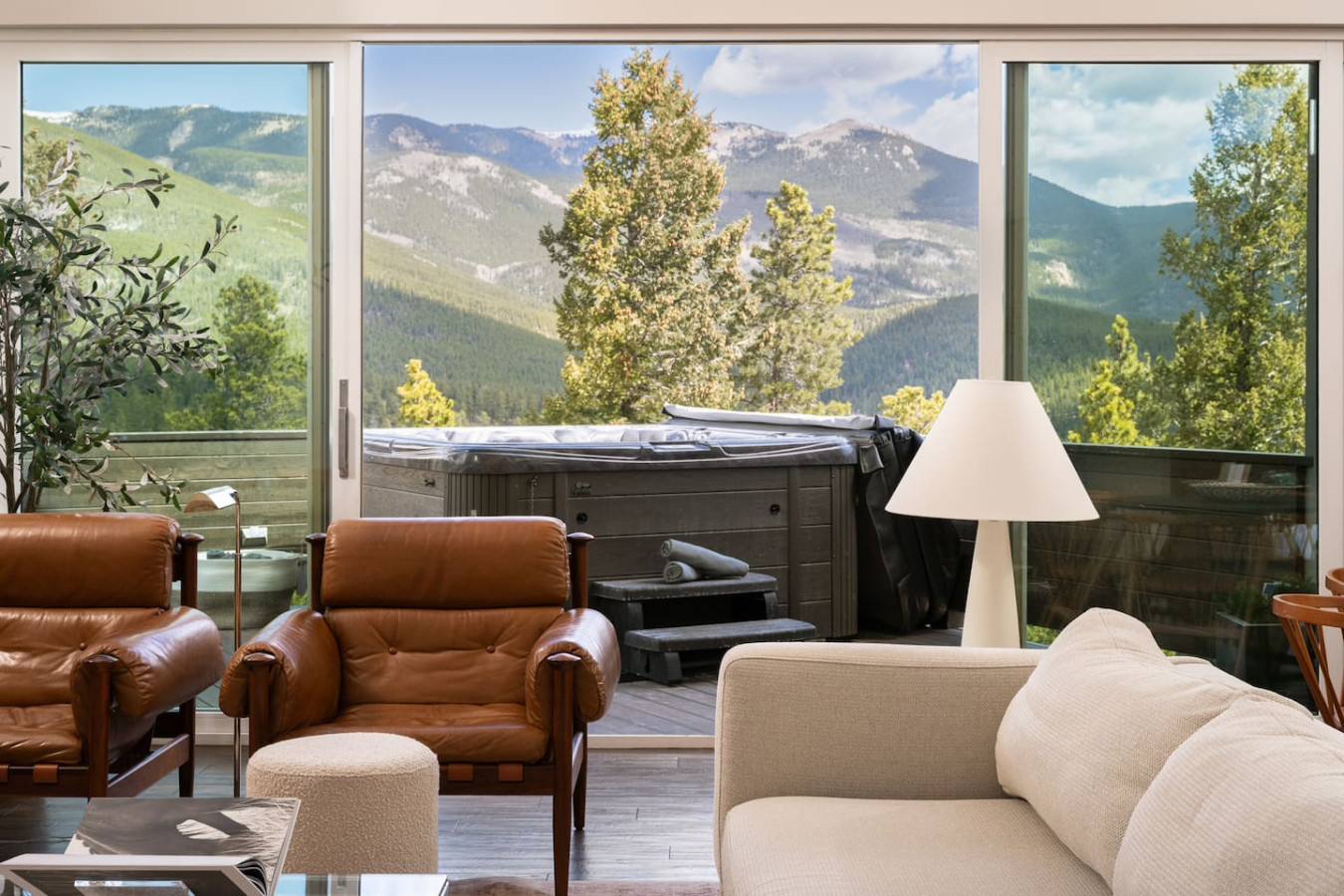 Summit Solace | LUXE 360° Views • Hot Tub • Games 3