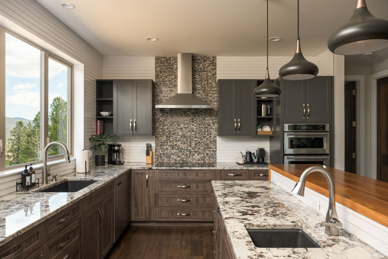 Summit Solace | LUXE 360° Views • Hot Tub • Games 5