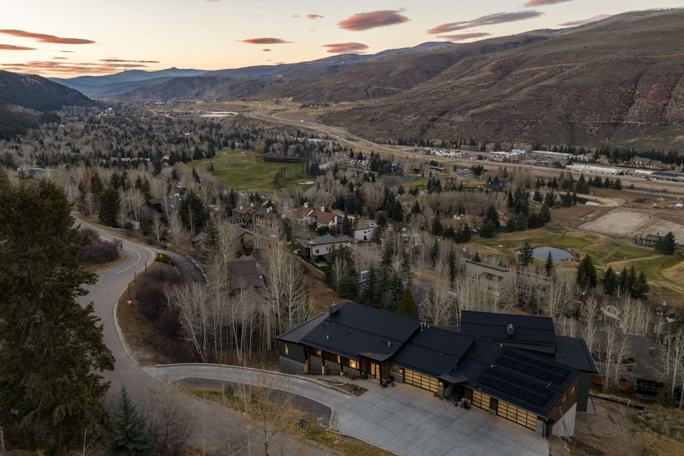 Whiskey Hill Luxury Retreat | Hot tub + Mountain Views 3