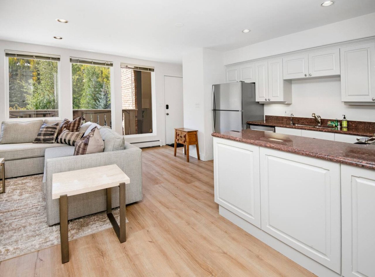 Vail Village 2BR Condo I Walk to Gondola & Dining 6