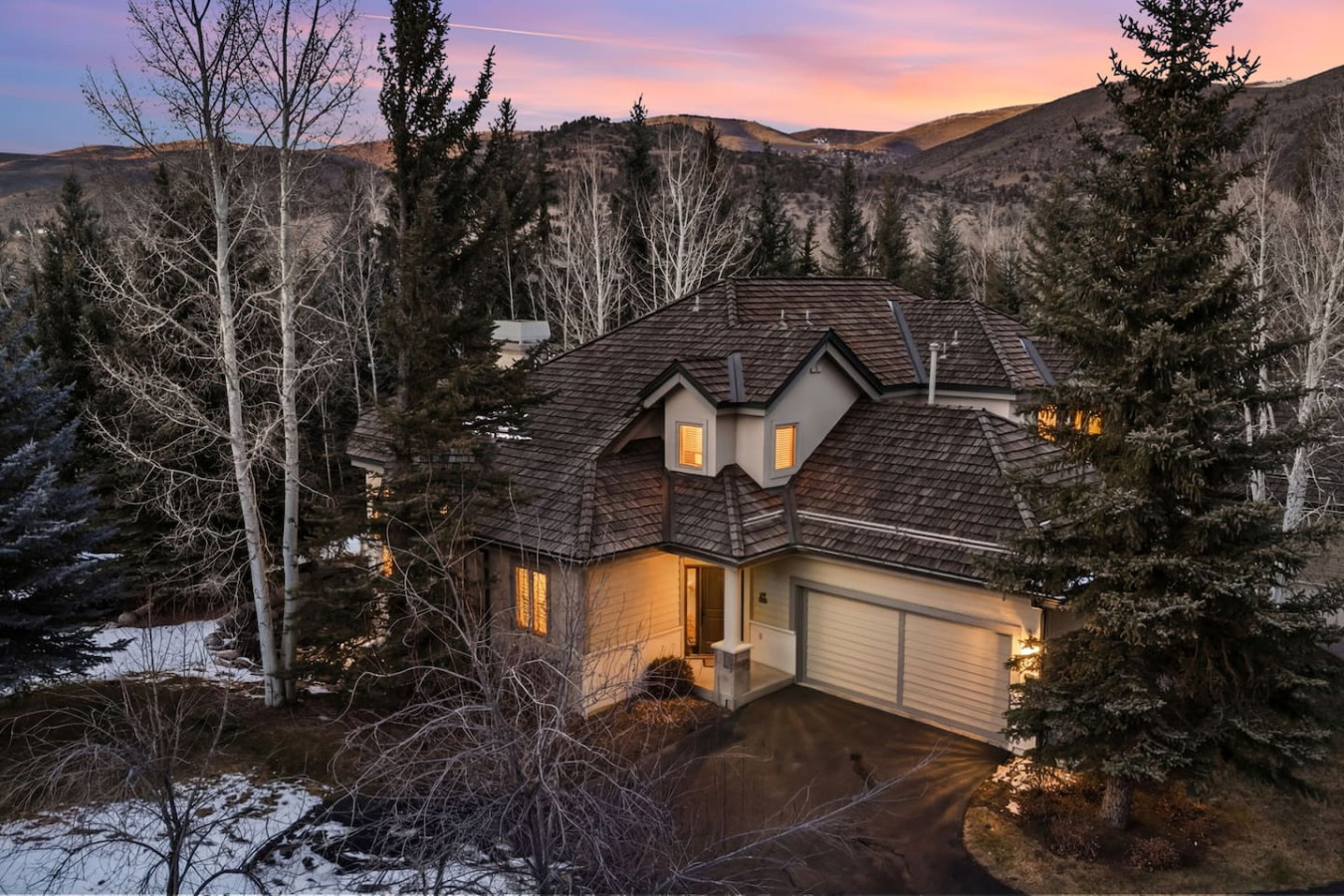Castle Peak Retreat I Amenities + Ski Access 2