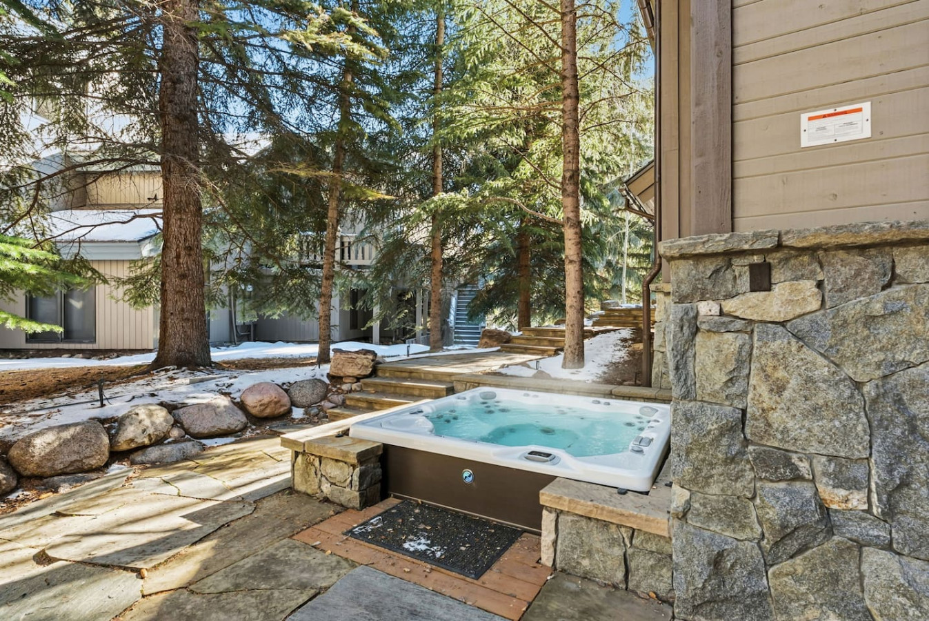 Luxury Vail Estate Near Skiing & Golf Course 3
