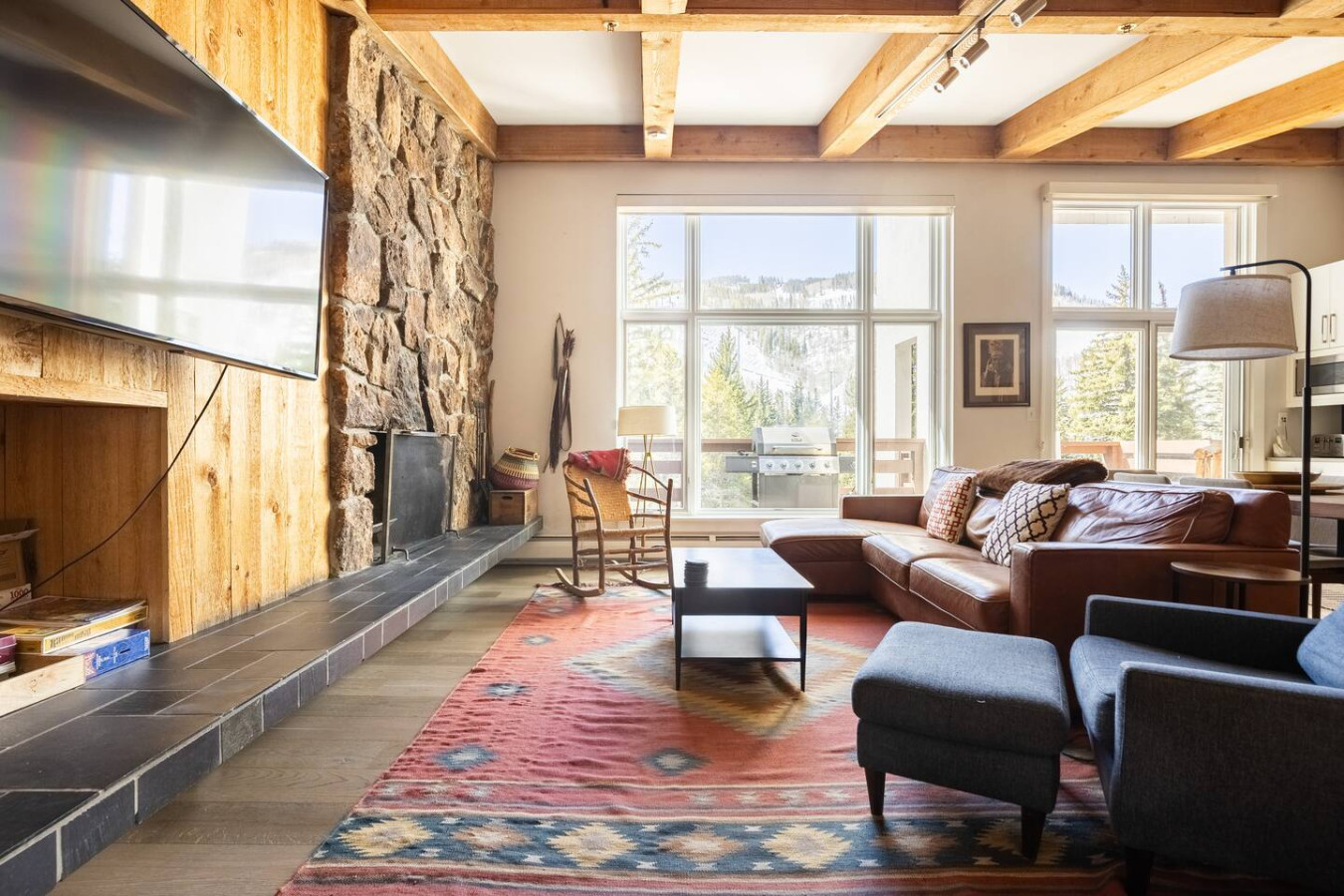 Mountainside Top Floor Condo - Treetops Lionshead
