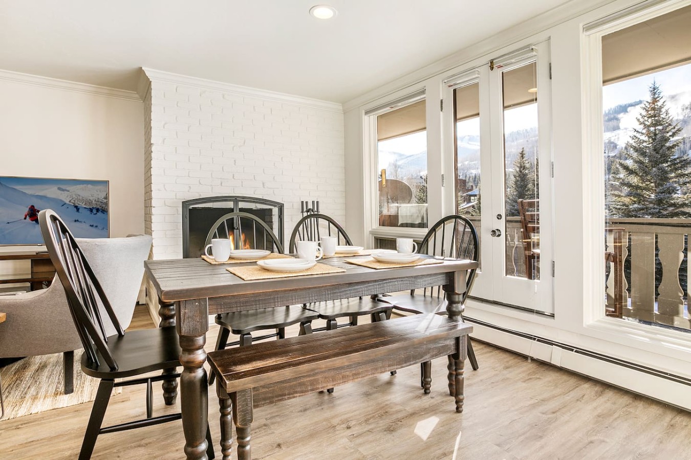 Walkable Vail Condo with Mtn Views