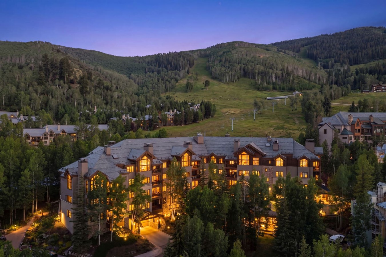 Ski-in ski-out Beaver Creek W/pool and hot tub 3