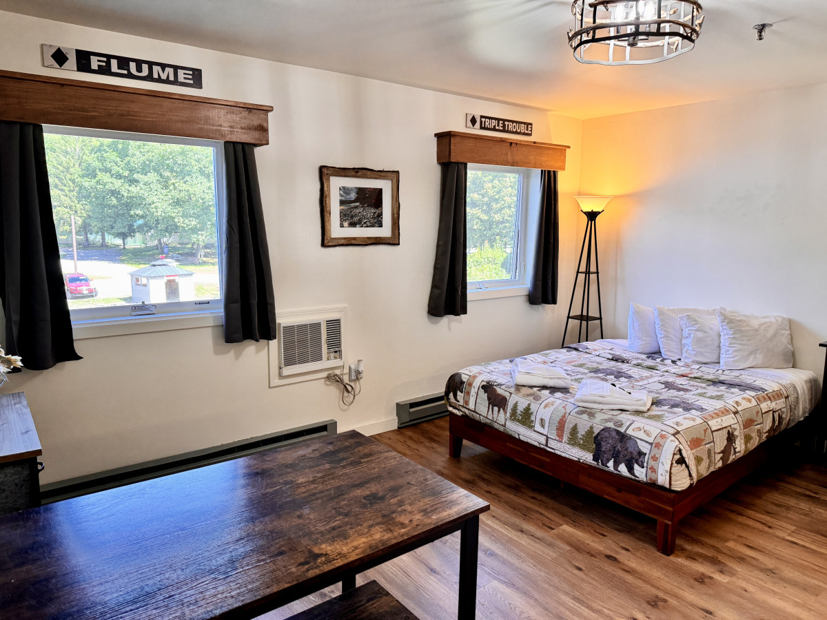 Studio Condo | Pool & Hot Tub | Walk to Loon Mtn