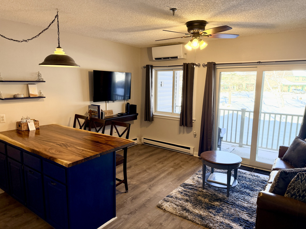 5-Star 1BR Condo | Balcony | Pool & Hot Tub