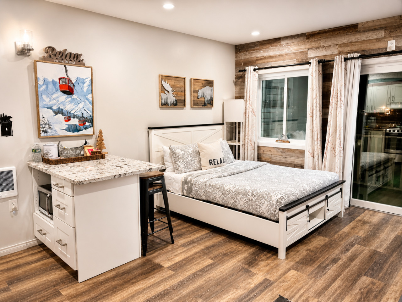 Remodeled Studio | Granite Kitchen | Reclaimed Wood