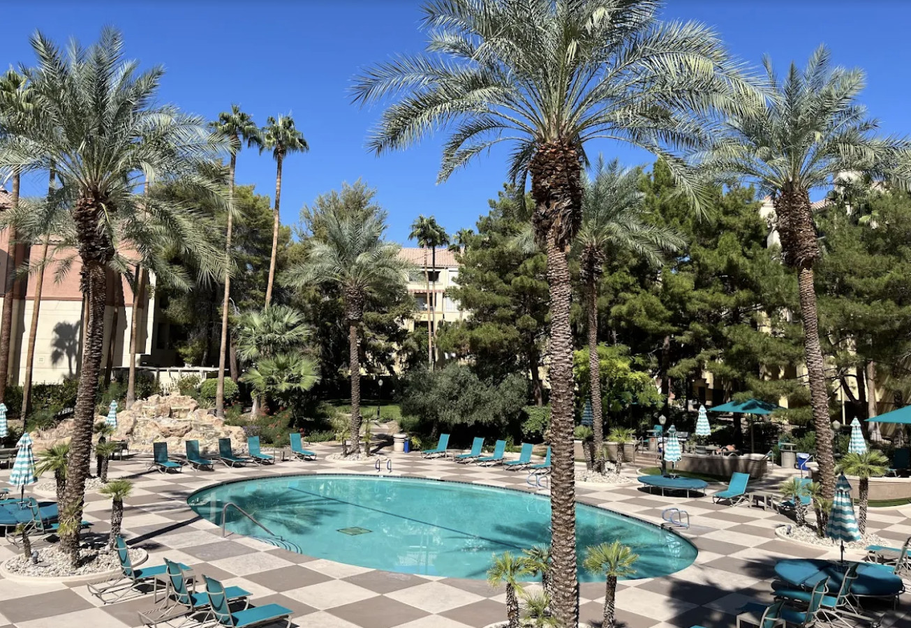 Sparkling Pool And Recreation Area - Charming Retreat Near Strip - ヘンダーソン, NV