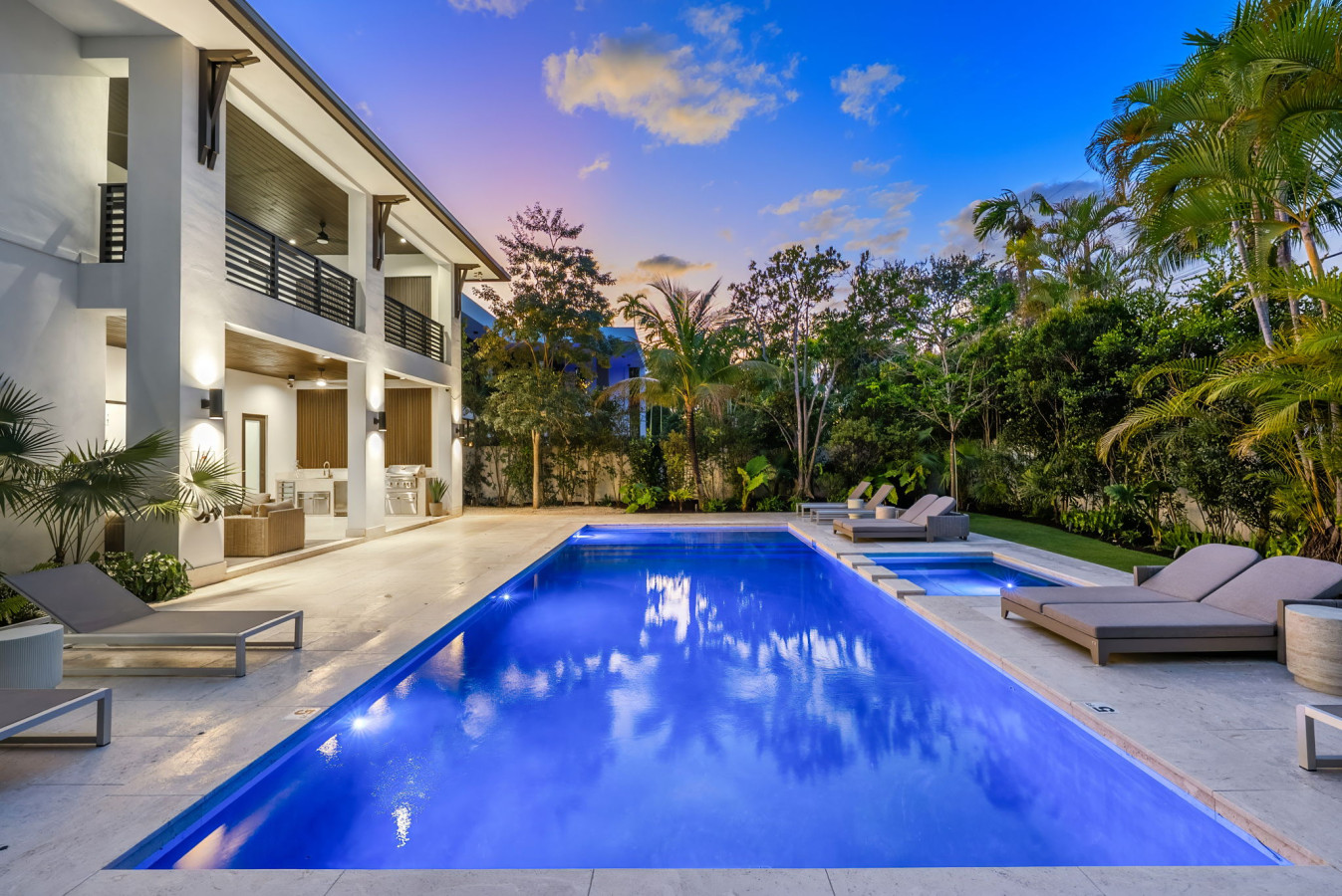 Brand new Villa with Pool/Jacuzzi/GameRoom - 2