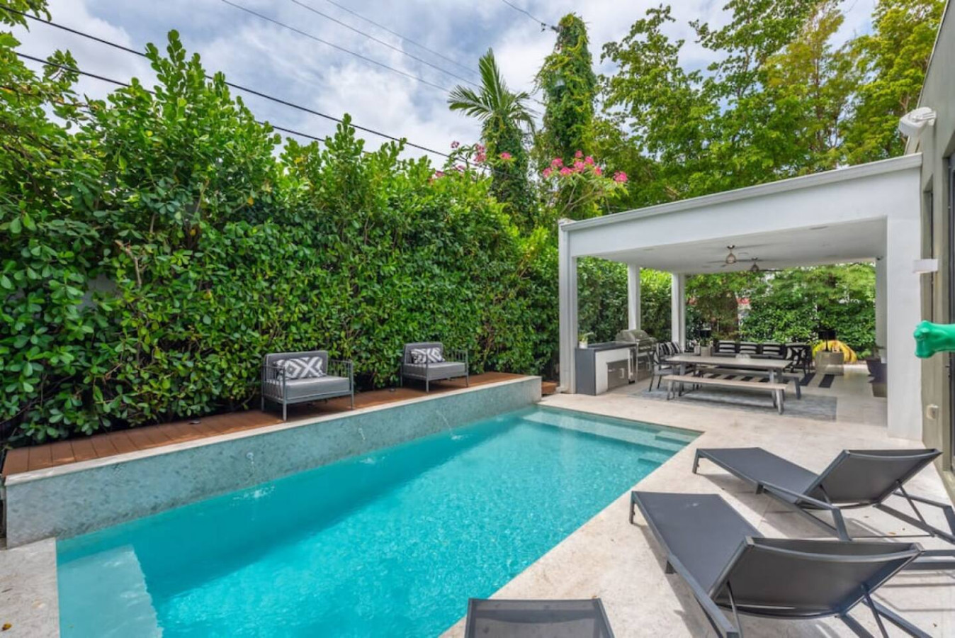 Lux Villa for 12 Miami Design District with Pool!