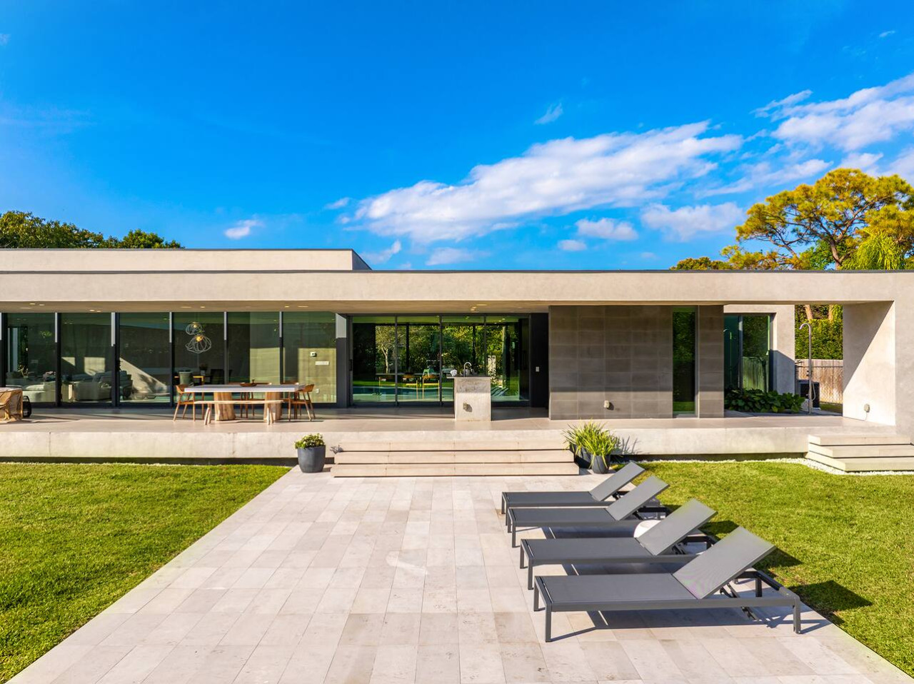 Modern Villa w Pool + Spacious Outdoor Living - 4