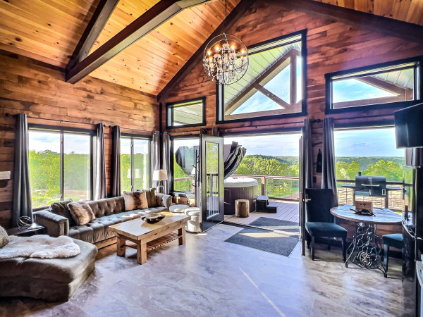Magnolia Cabin