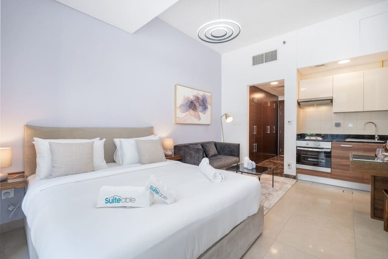 Sleek Studio in Dubai's Vibrant JBR Neighborhood