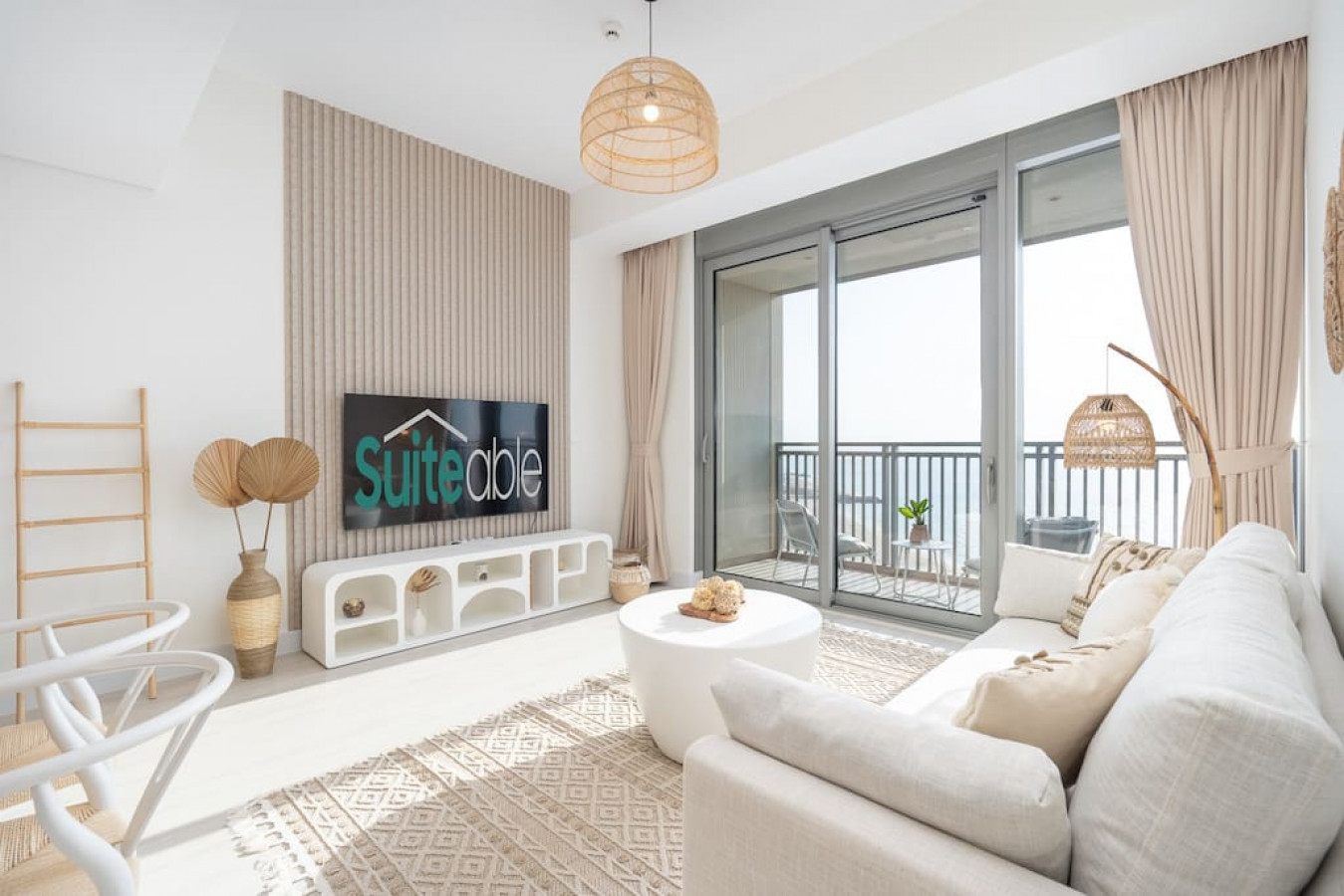 Blazing apartment by the seaside - Suiteable