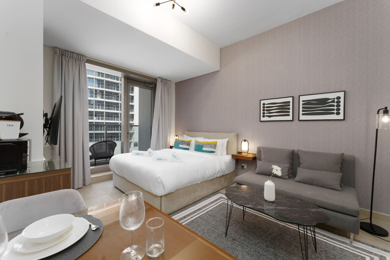 Studio in Sparkle Tower few mins from the beach