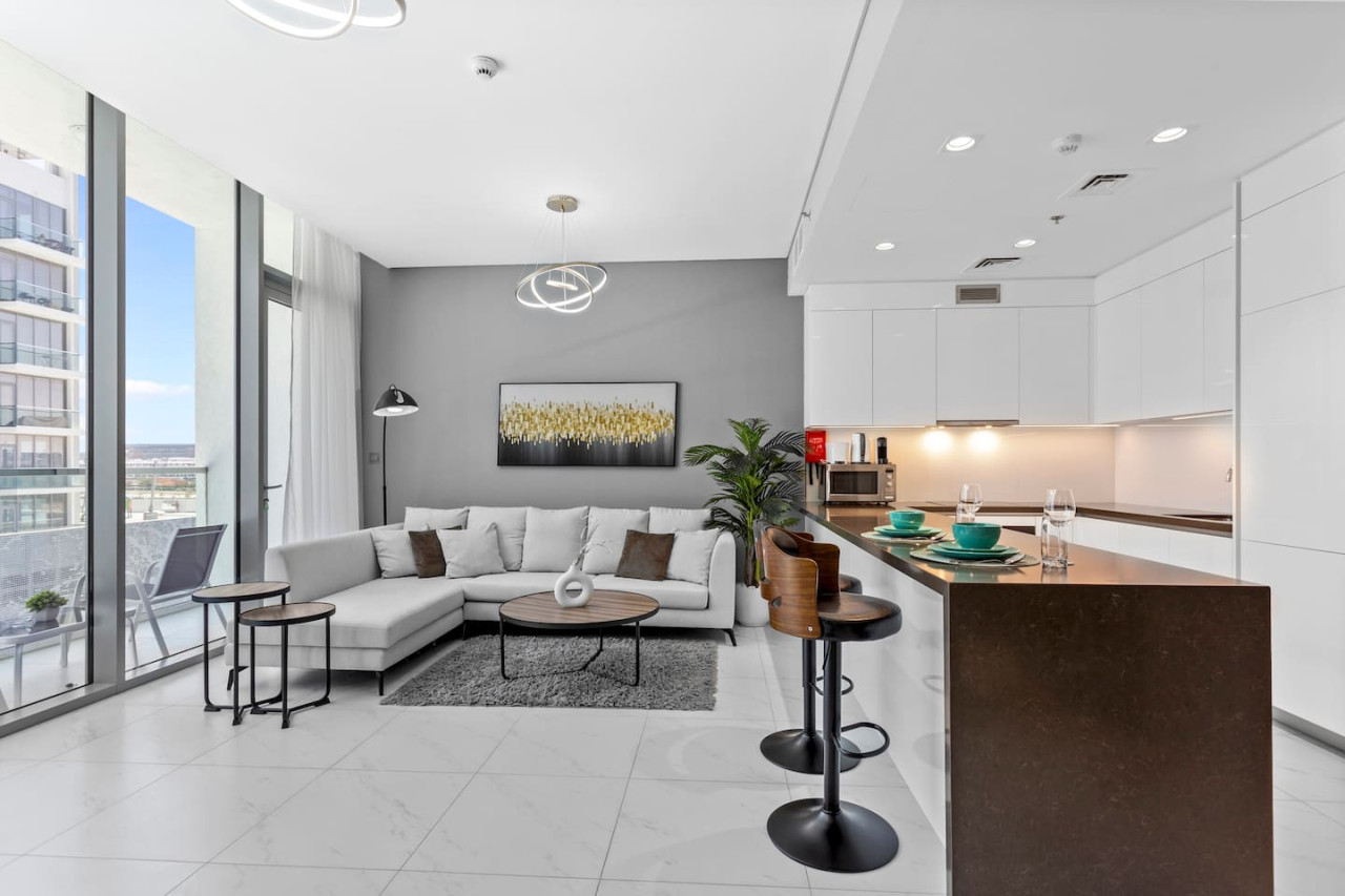 Premium 1-BR with Exquisite Layout in District One