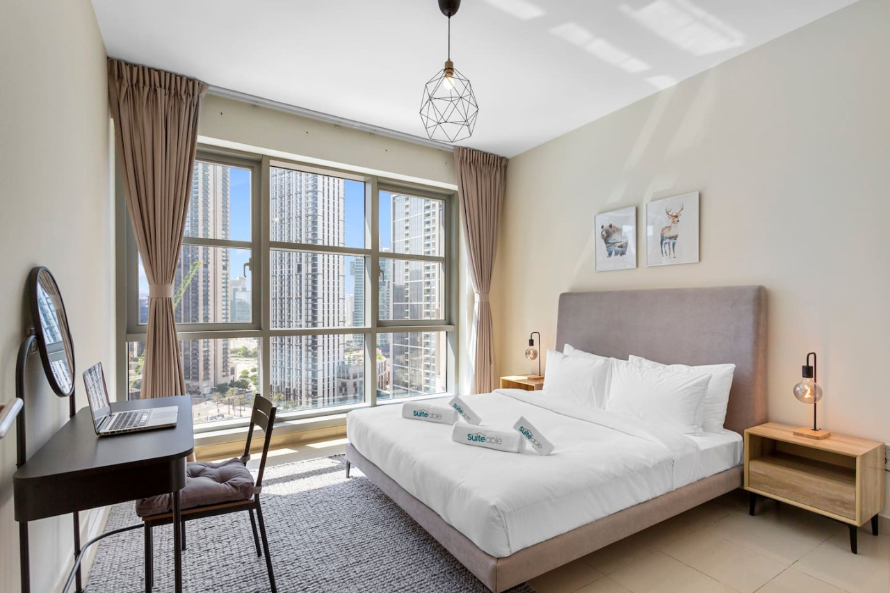 Upscale 1 bedroom in the heart of Downtown