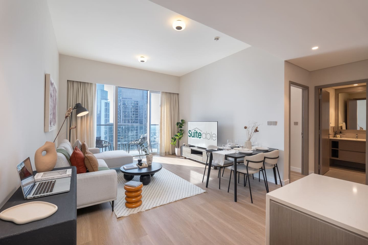 Stunning with Top-tier Amenities near Burj Khalifa